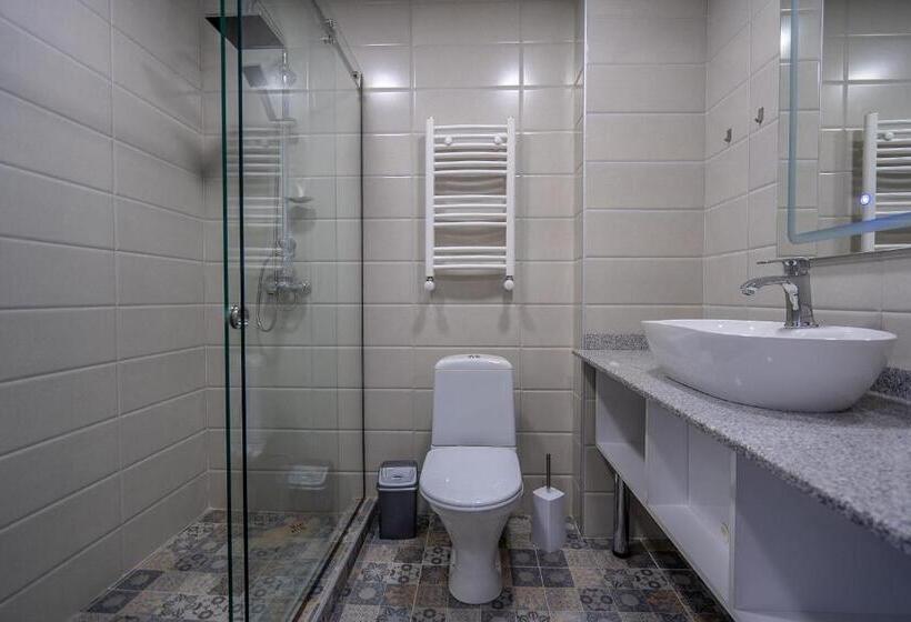 استودیو خانوادگی, Atrium Exclusive   Ski4life