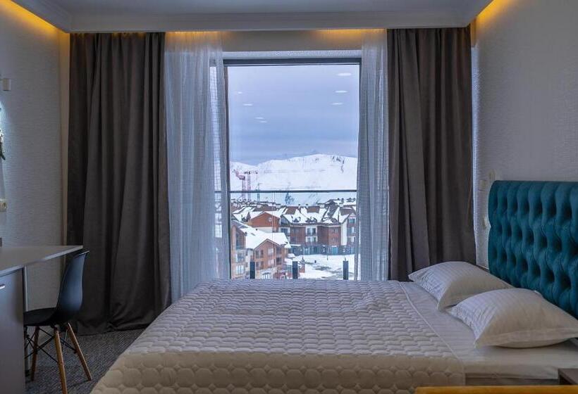 استودیو خانوادگی, Atrium Exclusive   Ski4life