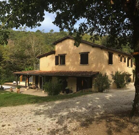 غرفة قياسية, B&b Perles De Montfort