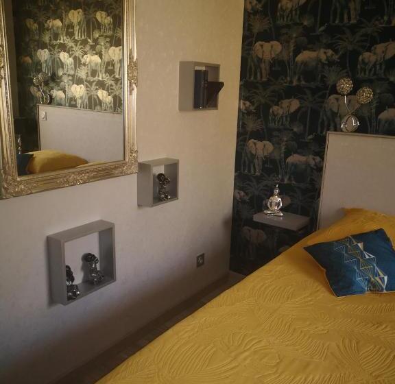 キングサイズベッドのスタンダードルーム, Chambre La Palmeraie Village Naturiste