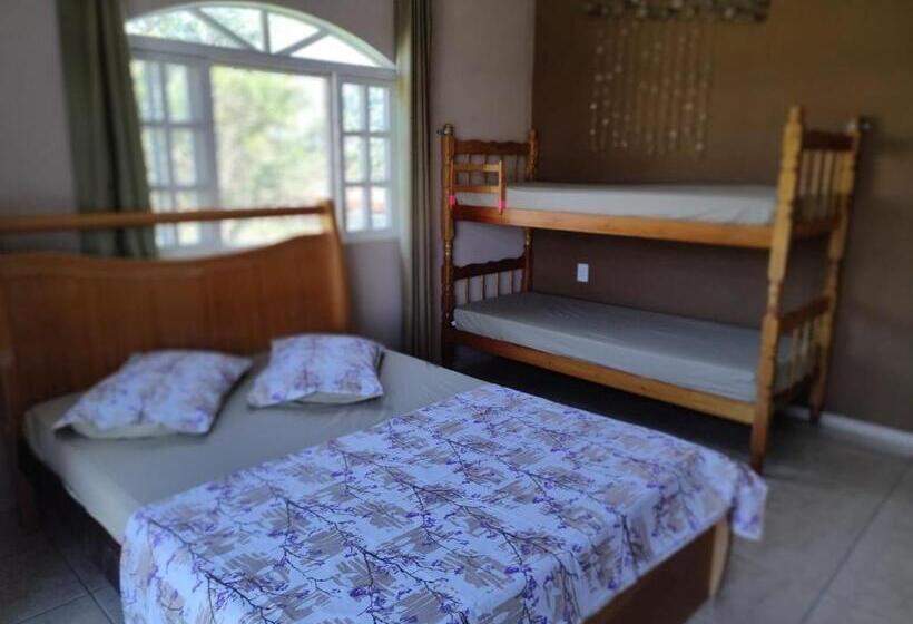 سرير فى غرفة مشتركه, Hostel Da Ilha De Sao Francisco Do Sul