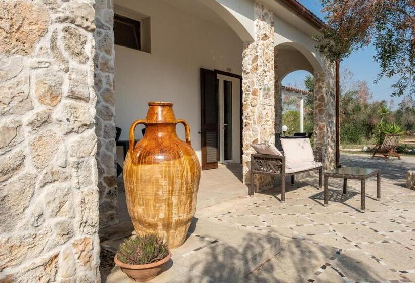 חדר דלוקס, Agriturismo Masseria Pallanzano