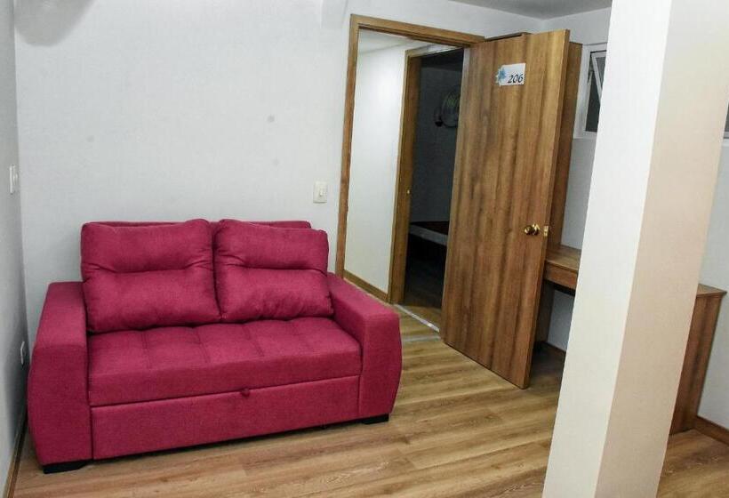 패밀리 룸, El Lago 1