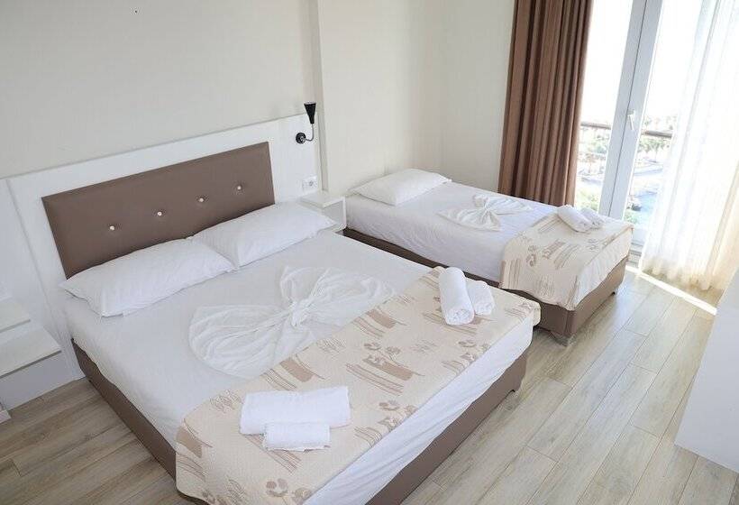 Triple Room Sea View, Helia