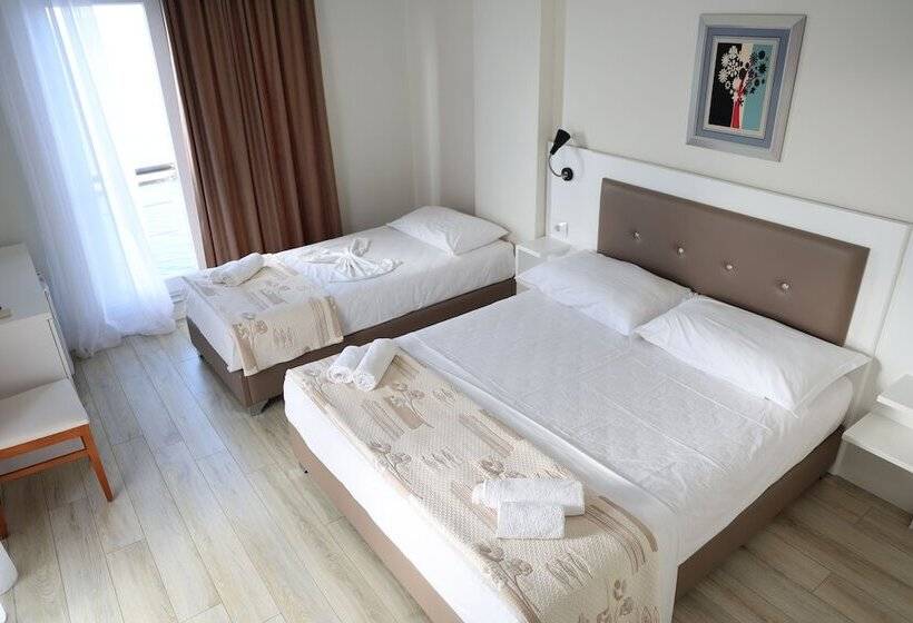 Triple Room Sea View, Helia