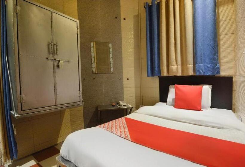 Klassiskt Trippelrum, Oyo Kapoor Villa