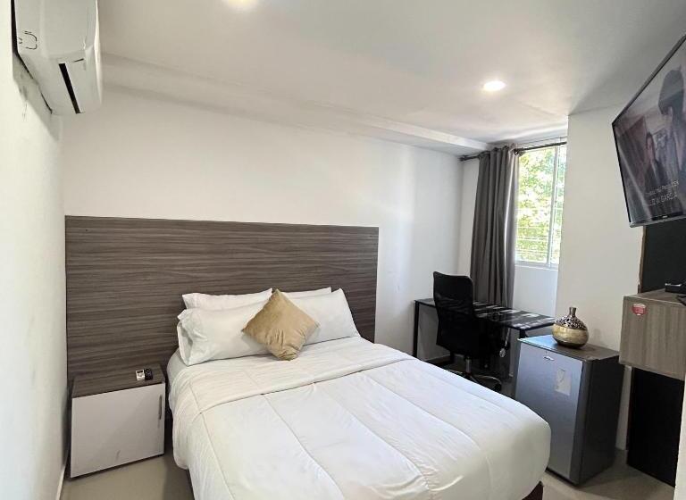Quarto Estandar Individual, Sun Suite