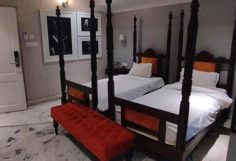 スタンダードルーム, The Manor House Kolkata