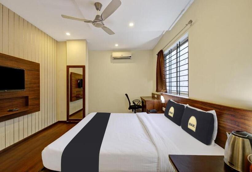 Номер Стандарт, Townhouse Oak Passport Inn