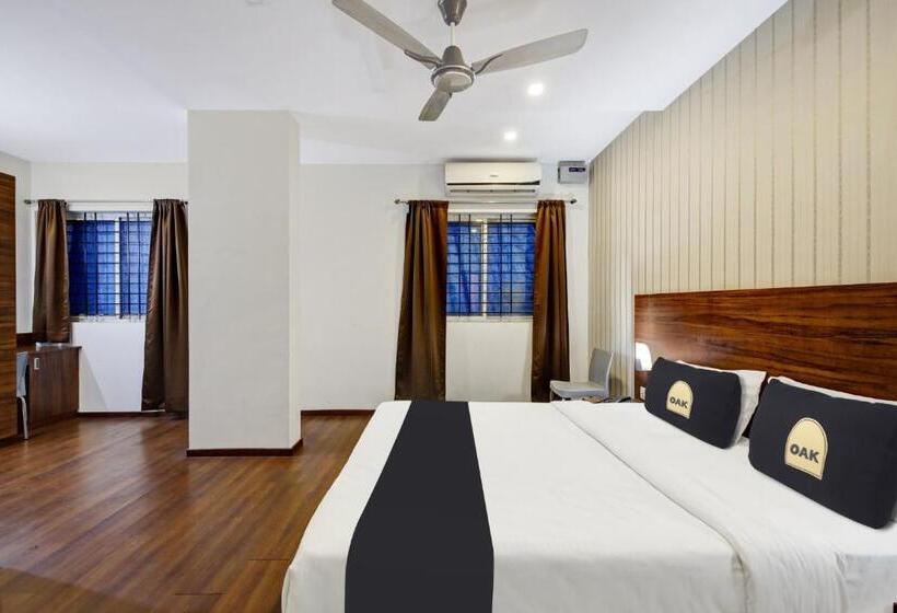 Номер Стандарт, Townhouse Oak Passport Inn