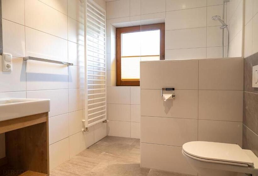 Апартаменты 3 Спальни, Wermenerhof