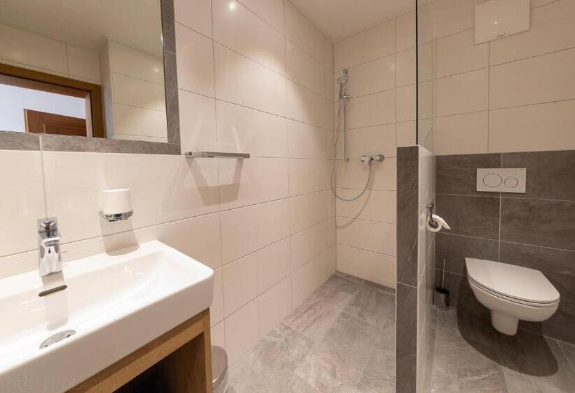 Апартаменты 3 Спальни, Wermenerhof