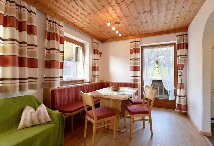 Апартаменты 3 Спальни, Wermenerhof