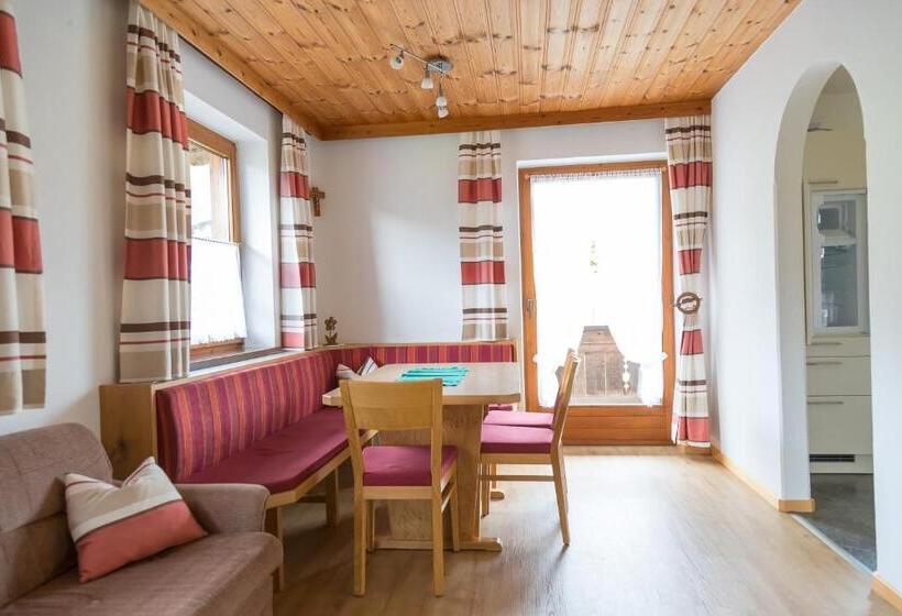 Апартаменты 3 Спальни, Wermenerhof