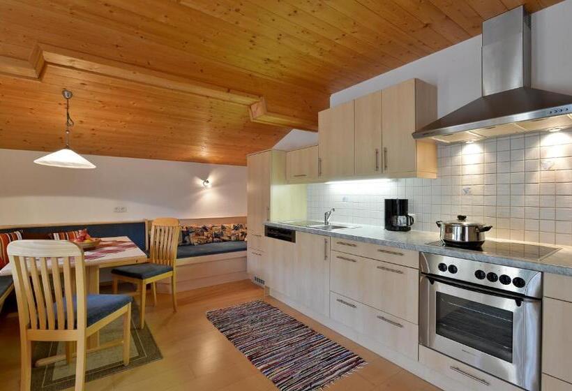 Апартаменты 2 Спальни с Балконом, Wermenerhof