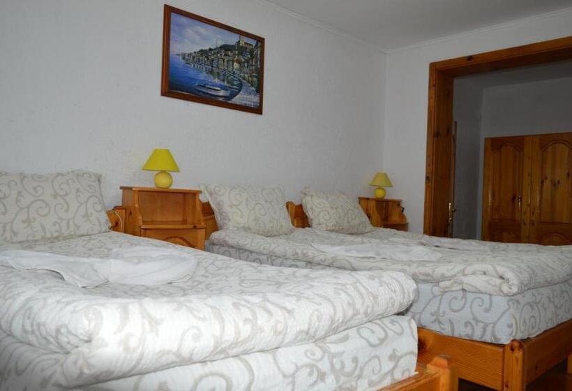 Трежместный Номер Economy, Baba Dora Guesthouse