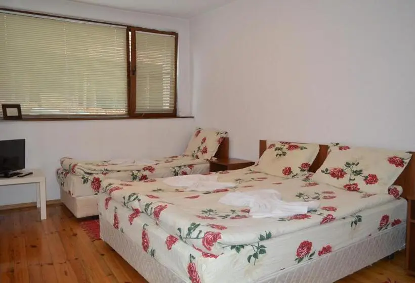 エコノミートリプルルーム, Baba Dora Guesthouse