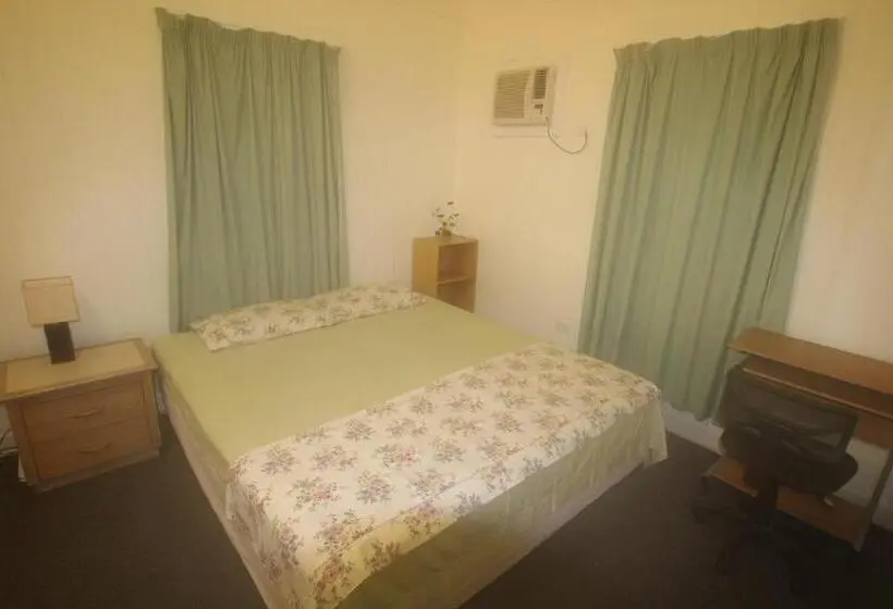 Perhesviitti, Cairns Sunshine Lodge