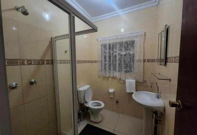 デラックストリプルルーム, Mgh Guest House Klerksdorp