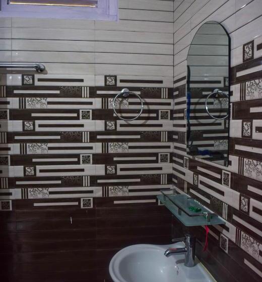 חדר דלוקס, Robinhood Travel Hostel