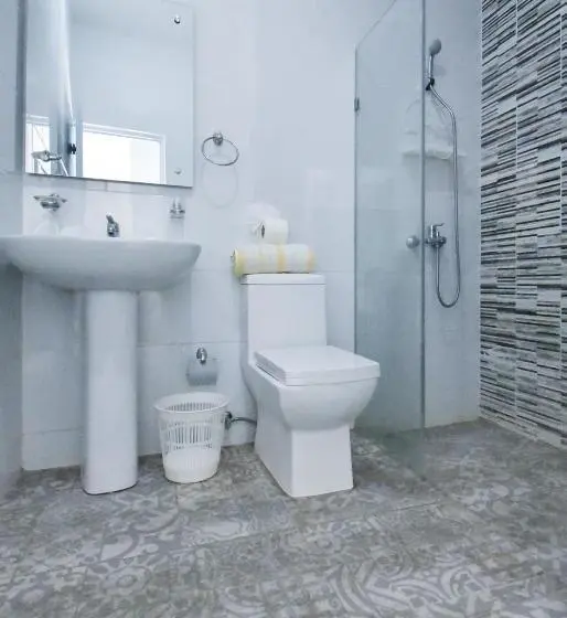 آپارتمان 1 خوابه همکف, Rosil Place