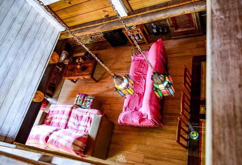 بانگلوی استاندارد, Bangalô House Praia Do Rosa Sc