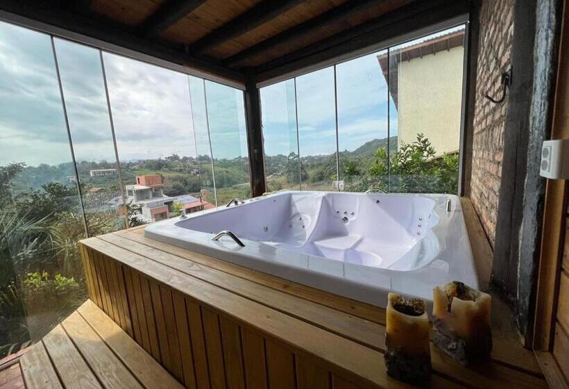 اتاق استاندارد, Bangalô House Praia Do Rosa Sc