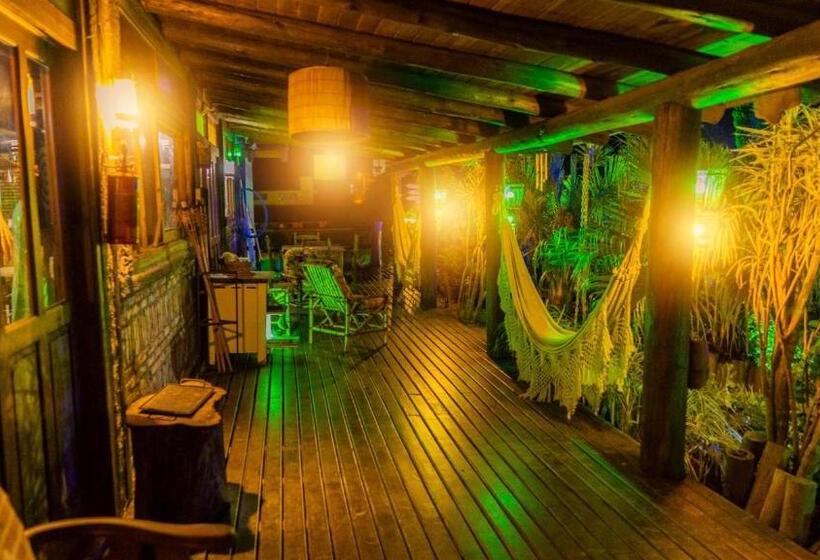 بانگلوی استاندارد, Bangalô House Praia Do Rosa Sc