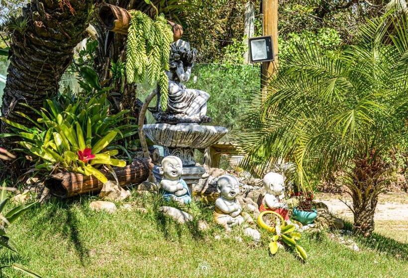 بانگلوی استاندارد, Bangalô House Praia Do Rosa Sc