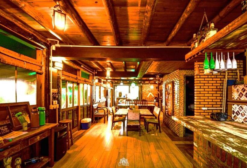 بانگلوی استاندارد, Bangalô House Praia Do Rosa Sc