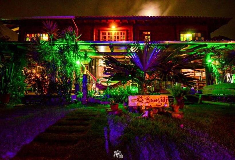 بانگلوی استاندارد, Bangalô House Praia Do Rosa Sc