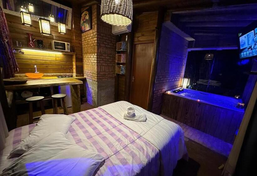 کلبه ییلاقی سوپریور یک خوابه, Bangalô House Praia Do Rosa Sc