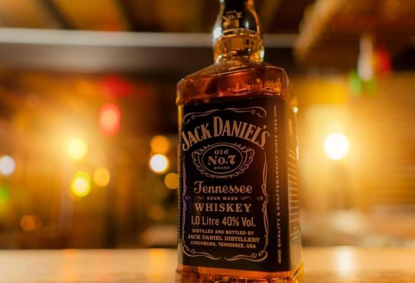 اتاق خانوادگی, Bangalô House Praia Do Rosa Sc