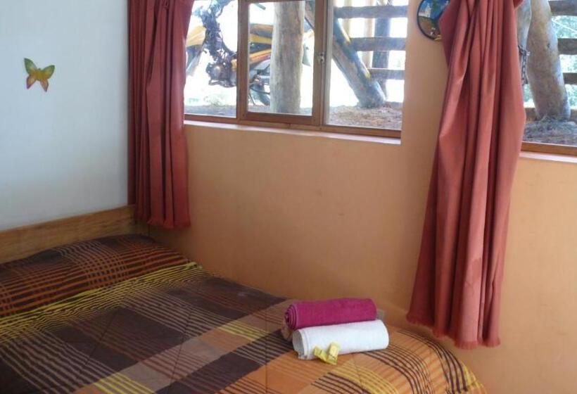 اتاق خانوادگی با چشمانداز کوه, Centro Ecoturístico Alpinar