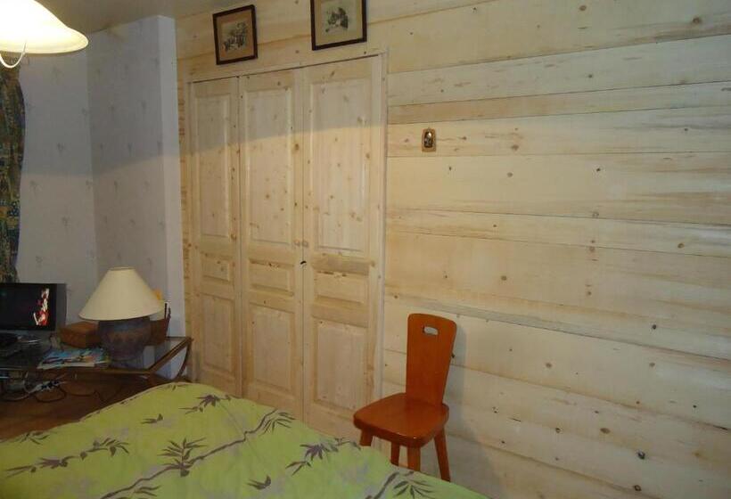 Номер Стандарт, L Eterlou Chambres D Hote