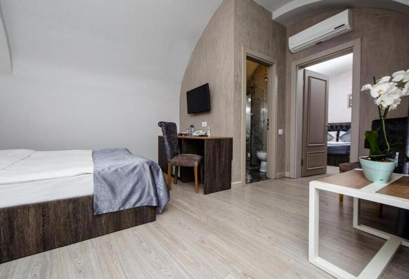 חדר סטנדרט לשלושה, Passage Modern Hotel Baku