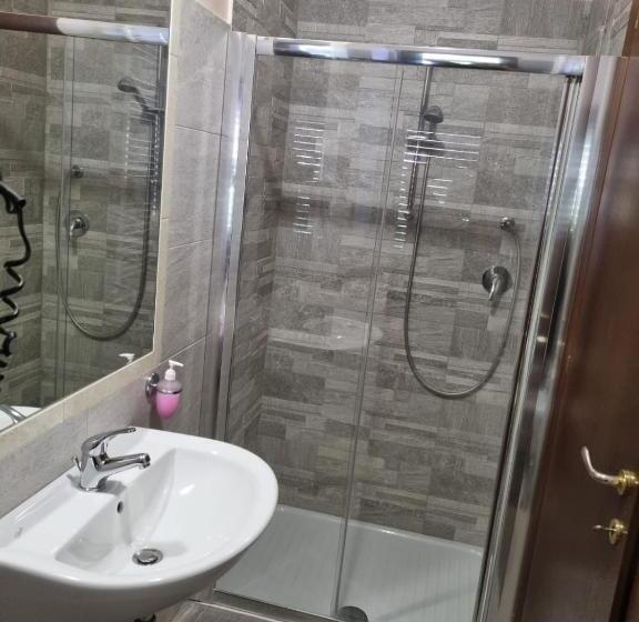 غرفة قياسية رباعية, Ristorante Da Valerio