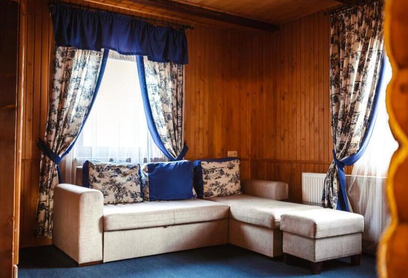 جناح, Royal Village Resort