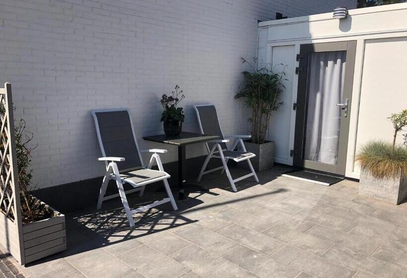 استودیوی استاندارد, Beach Break Zandvoort