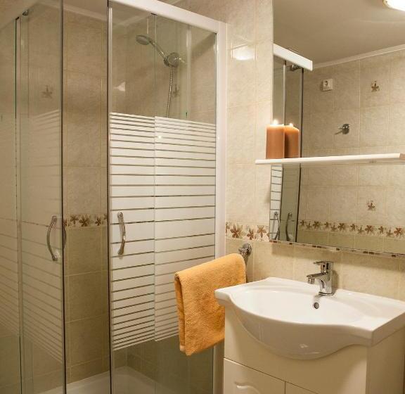 חדר סטנדרט נוף לגינה, Dunai Gyöngy Vendégház