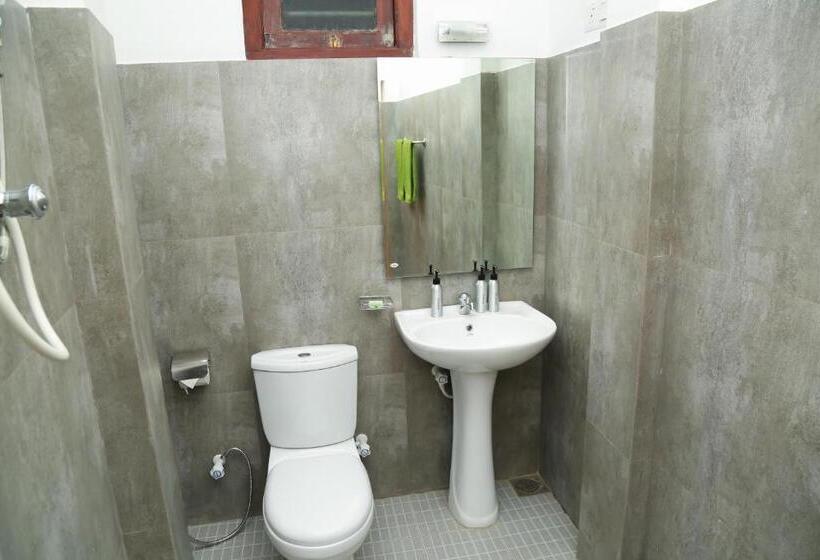 Standard-huone Parveke, Four Season Guest House