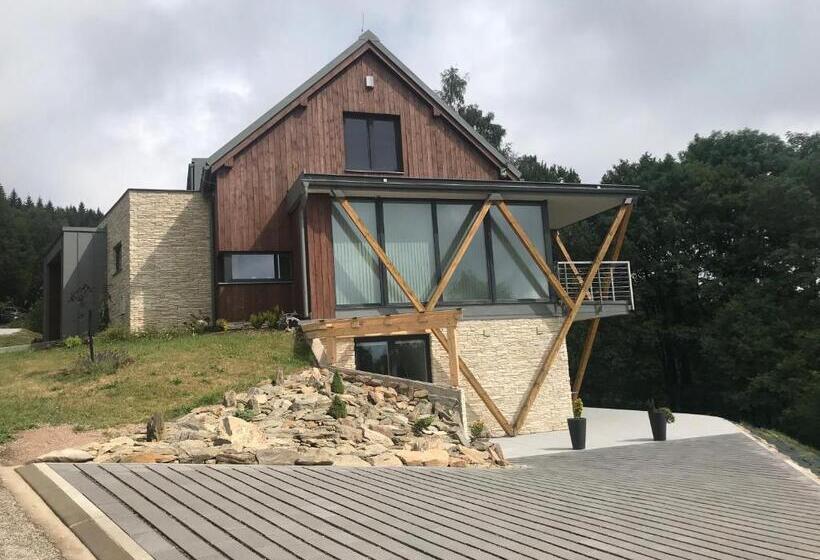 デラックスビラの１ベッドルーム, Four Seasons In Benecko