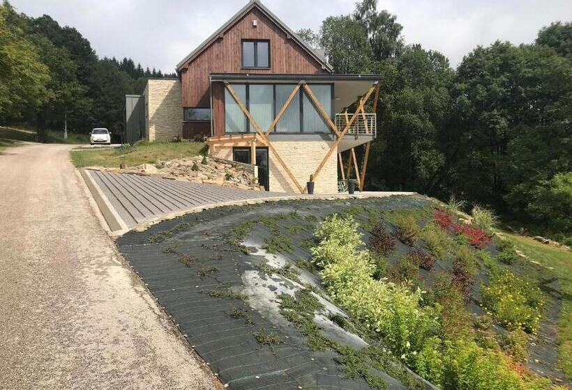 デラックスビラの１ベッドルーム, Four Seasons In Benecko