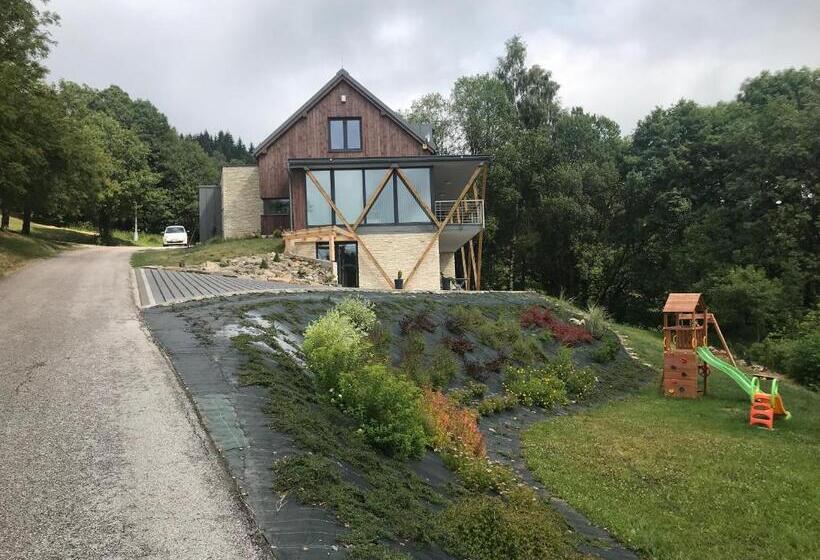 デラックスビラの１ベッドルーム, Four Seasons In Benecko