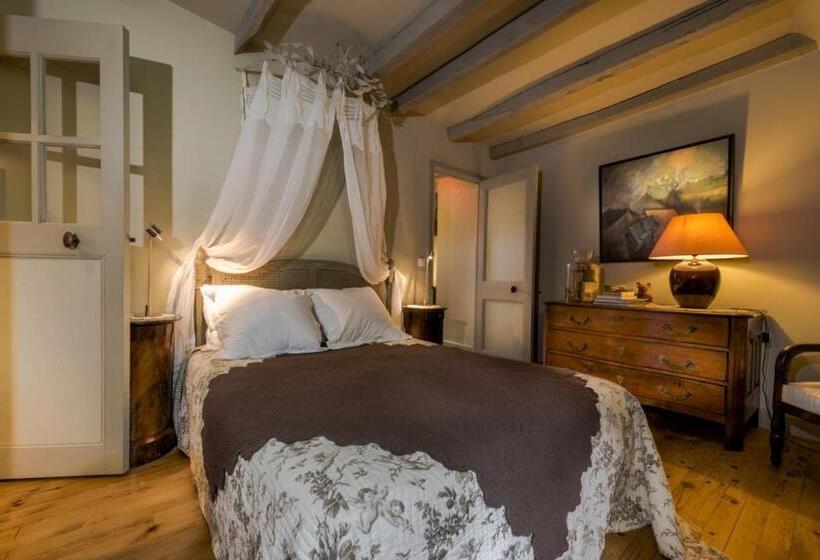 ガーデンビュースイート, La Fournio