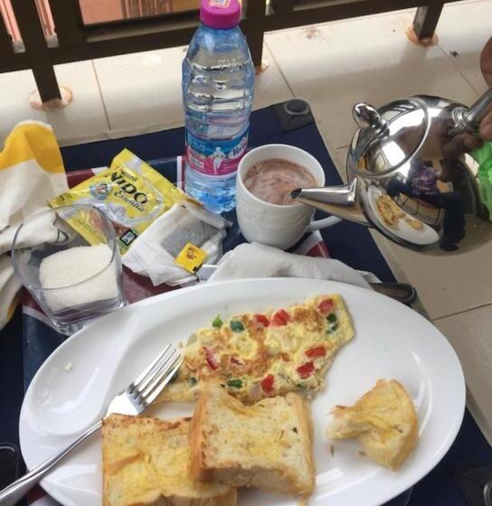 اتاق لوکس با تخت بزرگ, Marrets International Villa