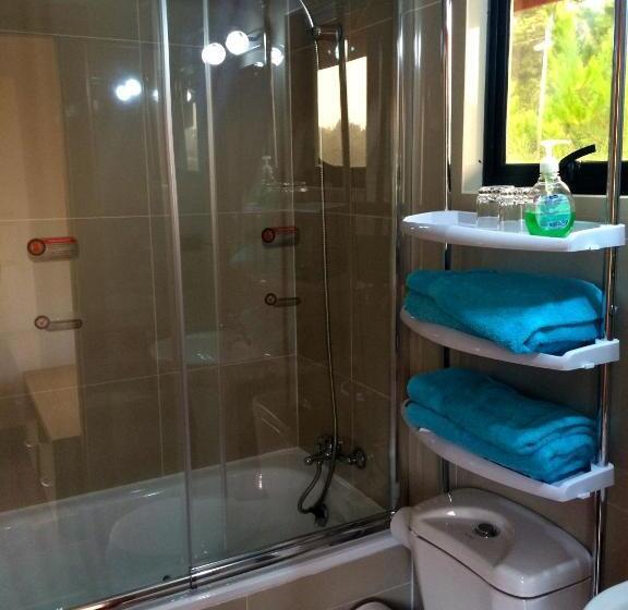 수피리어 룸, Refugio De Caty