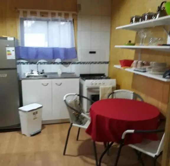 バルコニー付き１ベッドルームアパートメント, Refugio De Caty