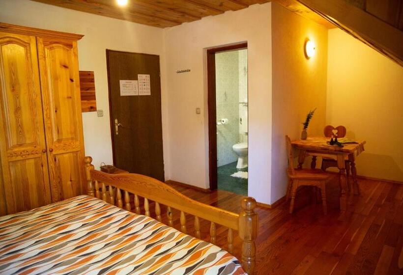 اتاق استاندارد, Turistična Kmetija Zgornji Zavratnik