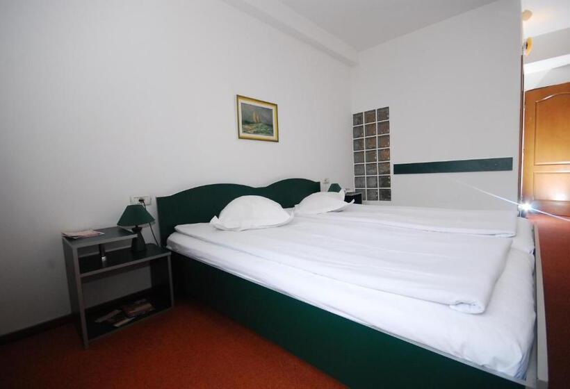 Номер Deluxe, Pension Sofie